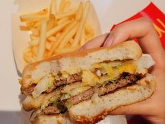 巨无霸汉堡-麦当劳(光新乐购店)
