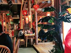 大堂-野山舂·贵州现舂酸汤火锅(鸿通城店)