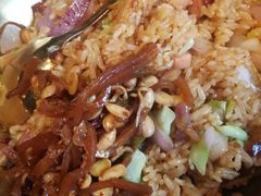 哈尔滨红肠炒饭-聚合鑫东北熏酱熟食麻辣面(长阳店)