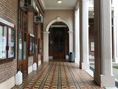 -香港大学