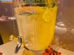 -鸣记脆皮烤鱼·海鲜烤鱼(三八广场店)