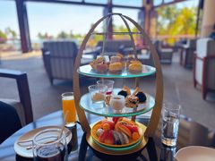 -亚龙湾喜来登·美景台大堂吧