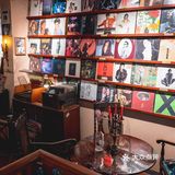 中古欧式cafe，路过一眼爱上，黑胶唱片慢生活🎵