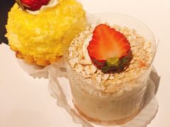 招牌燕麦蛋糕-COVA(新天地Xintiandi店)