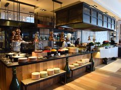 自助取餐区-松咖啡自助餐厅·松北香格里拉