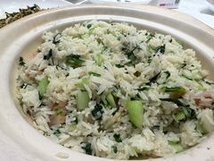 -品悦酒店(三林古镇店)