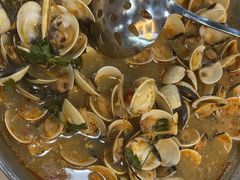 -明本湛江鸡•海鲜小厨(陈家祠店)