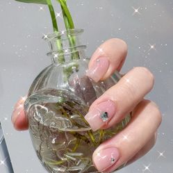-槿里日式美甲工作室