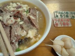 牛肉泡馍-刘信牛羊肉泡馍小炒(回民街店)