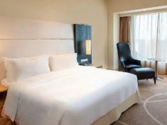 -上海虹桥西郊假日酒店