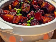 -头上红煨盐鸡·非遗院子餐厅