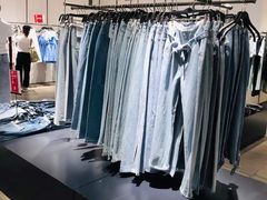 -URBAN REVIVO(荟聚中心店)