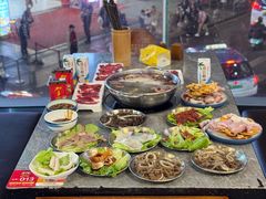 -罗二娘·鲜切牛自助火锅(罗湖东门步行街店)