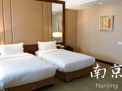-南京金鹰皇冠假日酒店