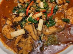 -德彪酒馆围炉串串
