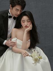点击看大图 -挪娅婚纱摄影皇家会所