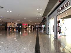 -东荟城名店仓