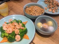 -缸鸭狗(天一广场店)