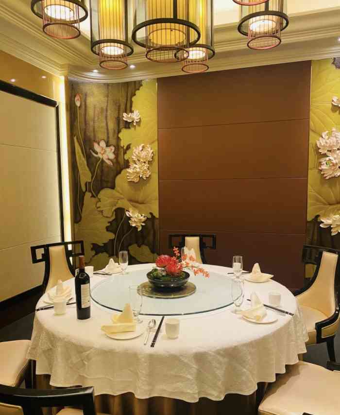 四川会馆(三元桥店)-"味道不错,停车也方便,水煮鱼还行,味道还.