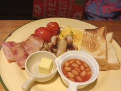 -JINNS锦时 steak&pizza(浸信会礼拜堂旧址店)