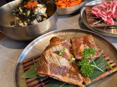 -草家酱蟹炭火烤肉店(珲春南路一店)