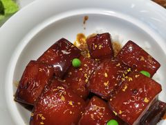 -梅飞酒家(名辉豪庭店)