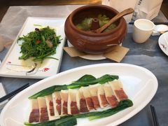 -蔼若春.传承三十年云南菜(金碧公园店)