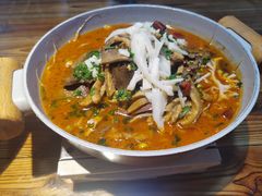 -新天明砂锅鱼头煲