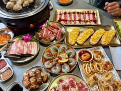 -围炉肉舍•炭烤活鳗•丹东海鲜烤肉(步行街店)