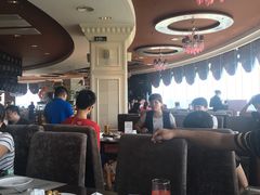 -荣誉国际酒店-云顶旋转餐厅