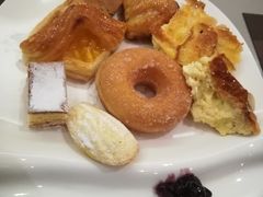 -海口绿发希尔顿酒店-田园汇自助餐·三文鱼·海鲜