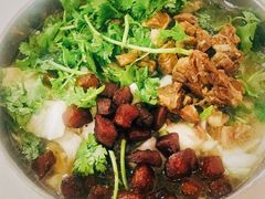 -花溪王记牛肉粉(四季花溪商场店)