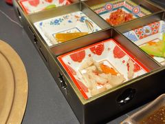 -山川小町·极番烧肉(新地假日广场店)
