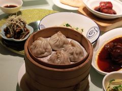 无锡小笼包-二泉园老菜馆·百年无锡菜