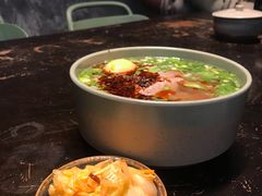 -臻老板牛肉面(光华路SOHO店)