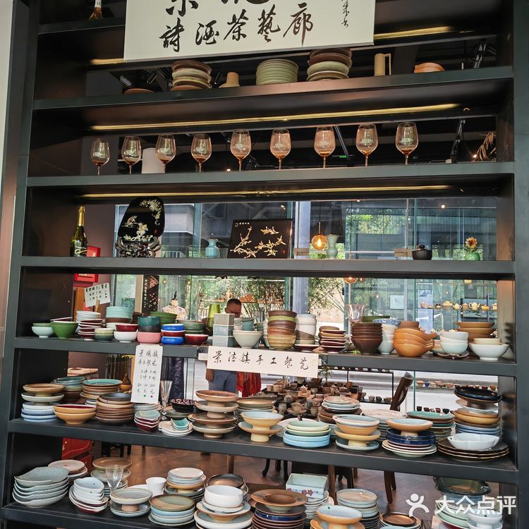 景德镇薅羊毛✔这家店竟然喝咖啡送瓷瓶！