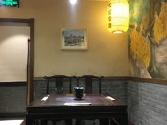 -蓝田九大碗民俗食府(蓝田店)