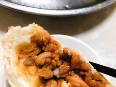 奥尔良鸡腿包-老陶包子铺(南大西南村店)