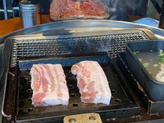 厚切五花肉-伍丁·烤牛肋(和平东桥店)