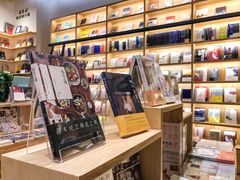 -猫的天空之城概念书店(印象城购物中心店)