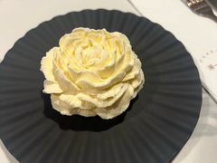 -潮一不贰·法式甜品·生日蛋糕·西式简餐(外滩店)