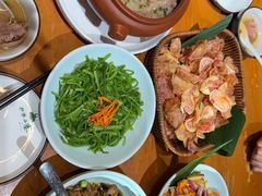 -老滇山寨•云南特色菜•地方菜•民族风情歌舞表演(金碧店)