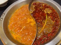 -沸炉重庆老火锅(军事博物馆店)