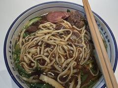 -镇南锅盖面馆(解放路店)