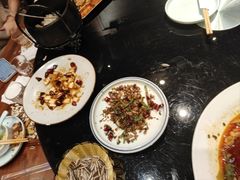 -川流不息·地道川菜·小龙虾(新松江路店)