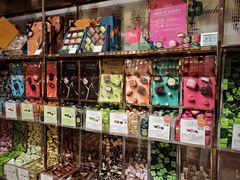 -VENCHI 闻绮(北京汉光店)