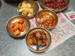 -草家酱蟹炭火烤肉店(珲春南路二店)