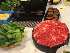 -鲜入围煮花胶鸡海鲜火锅