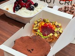 -HOT CRUSH趁热集合·现烤面包(上海环球港店)