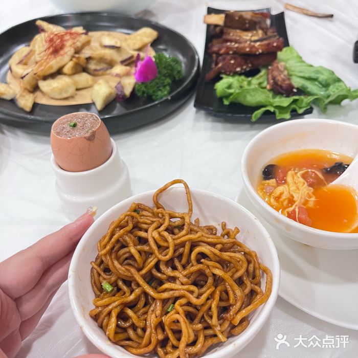 庐州太太(CBD店)葱油面图片